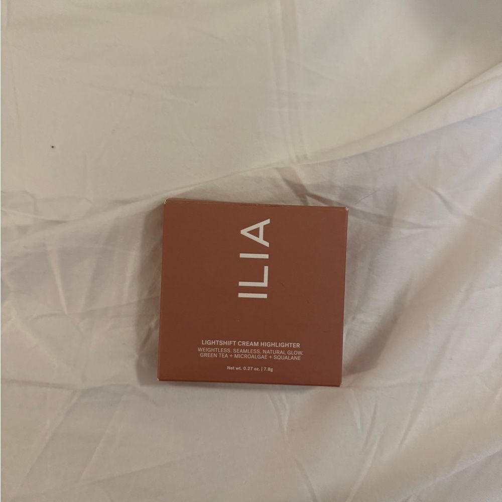 ILIA Warm Brown Illuminator